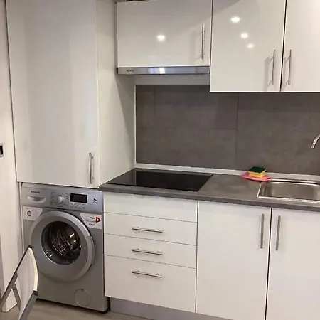 Estudio Dos Bones Lägenhet